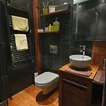 Double Accueillante Avec Douche Privative Homestay szállás Écully